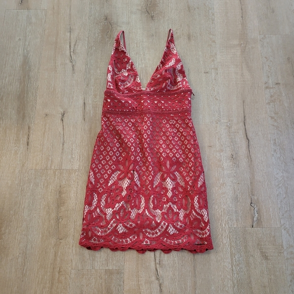 Stylestalker Revolve Lani Mini Dress Earth Red - Picture 1 of 7